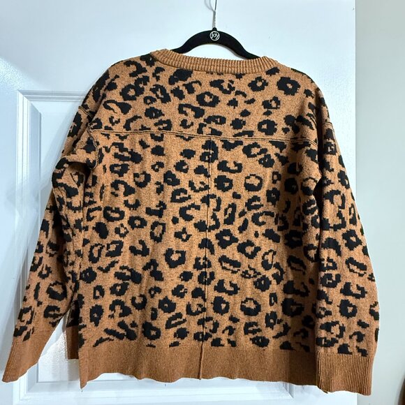 Knox Rose Leopard Print V-Neck Sweater Size M - Picture 2 of 3